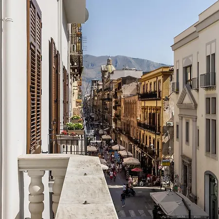 Pensionat Palazzo Cavarretta - Le Stanze Dei Baroni